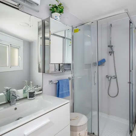 Apartment Del Mar By Interhome Marbella